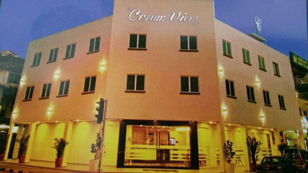 The Corum View Hotel Баян Лепас Екстериор снимка